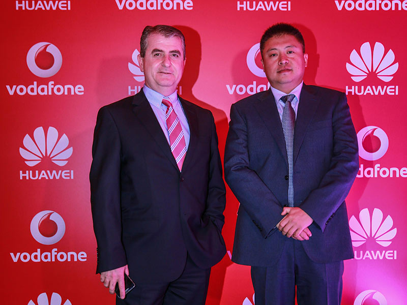 Vodafone ve Huawei'nin yılbaşı partisine ünlü akını - Resim : 2