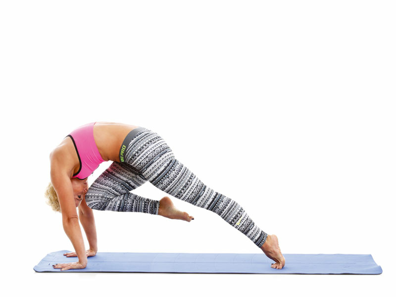 Forma girmek için fit flow yoga - Resim : 14