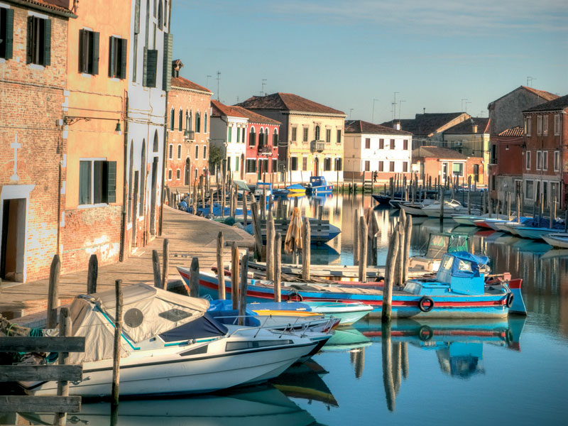 Venedik'te renkli ve masalsı yolculuk: Torcello, Murano ve Burano - Resim : 1
